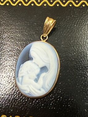 Gold Cameo Pendant  - Blue and White Mother & Child 14k authentic